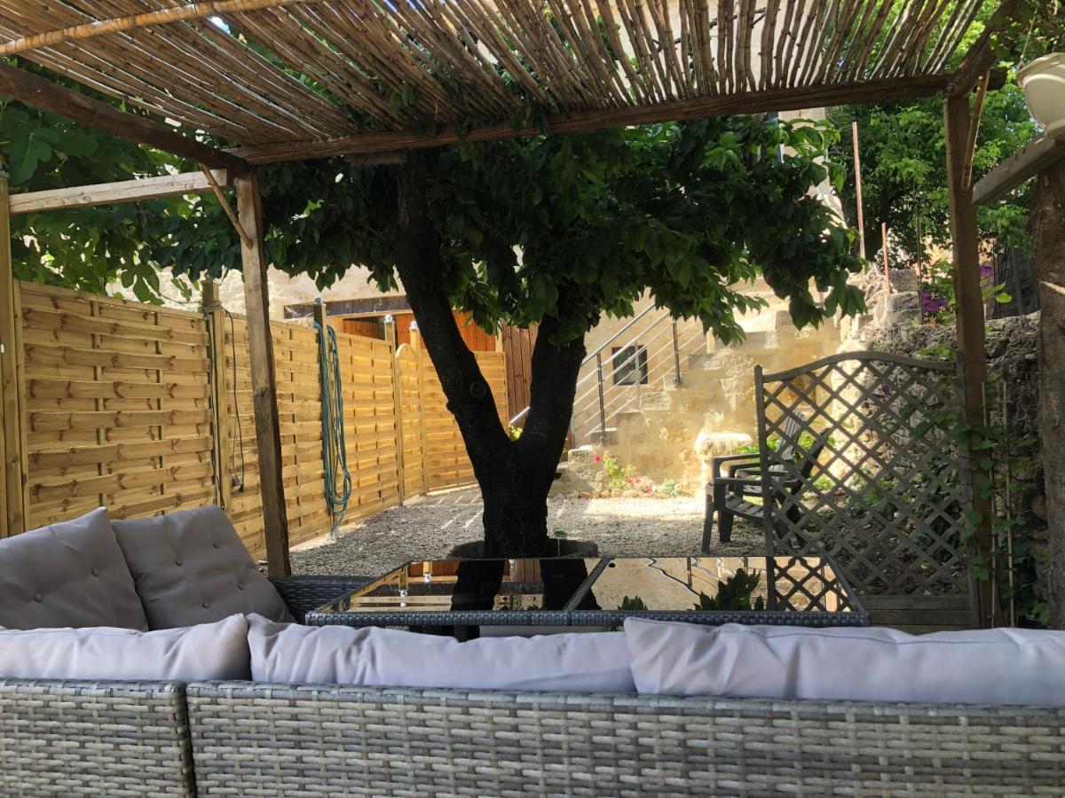 Appart Pacificae Remoulins Dış mekan fotoğraf